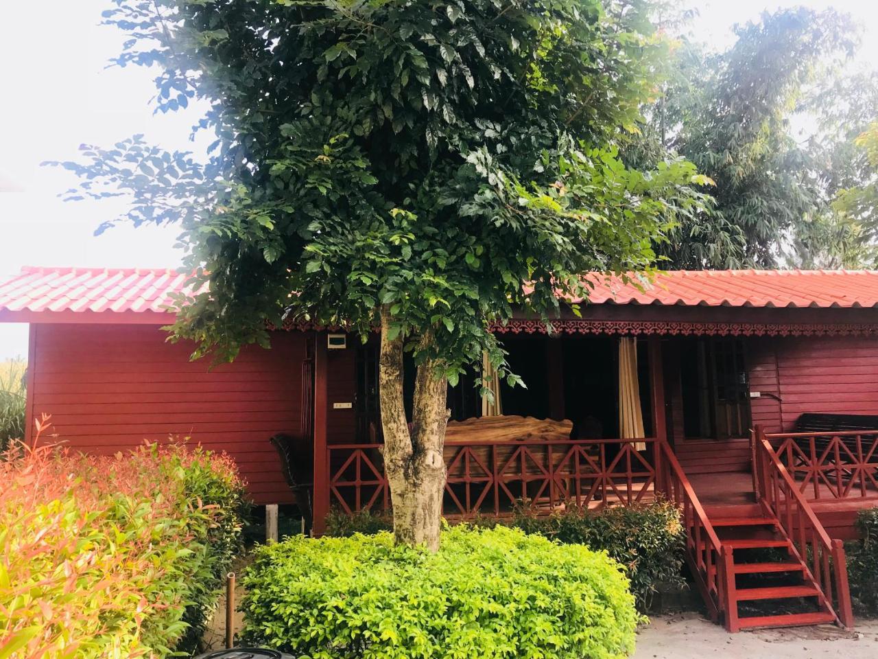 บ้านเรือนไท มวกเหล็ก Ban Ruenthai Muaklek Muak Lek Exterior foto